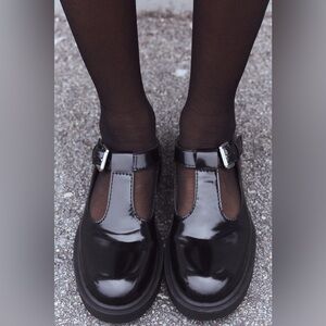 Zara | Mary Jane Flat Shoes | Black